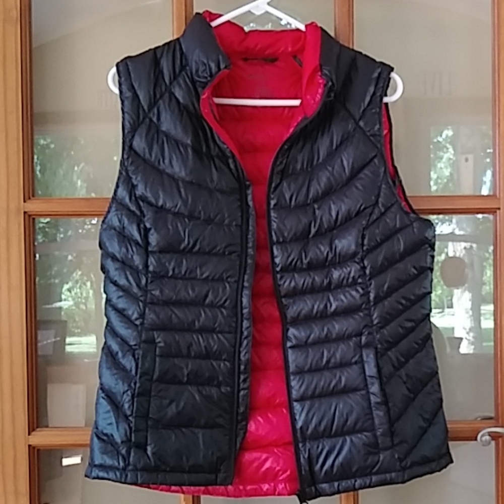 Womens puffer vest